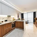 Grand Sapphire By Aircyp Apartment *