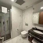 Grand Sapphire By Aircyp Apartment