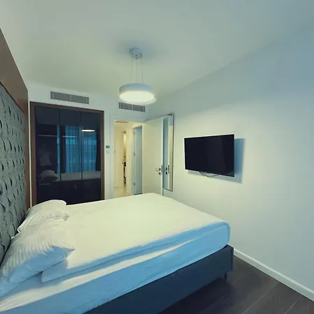 Grand Sapphire By Aircyp *